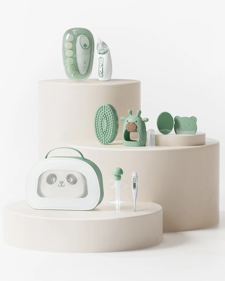 momcozy-all-in-1-elite-baby-kit-complete-essential-set-for-newborns-member-stock image 1