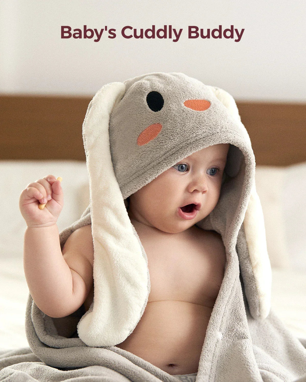 momcozy-coral-fleece-hooded-baby-towel-giraffe-and-rabbit image 5