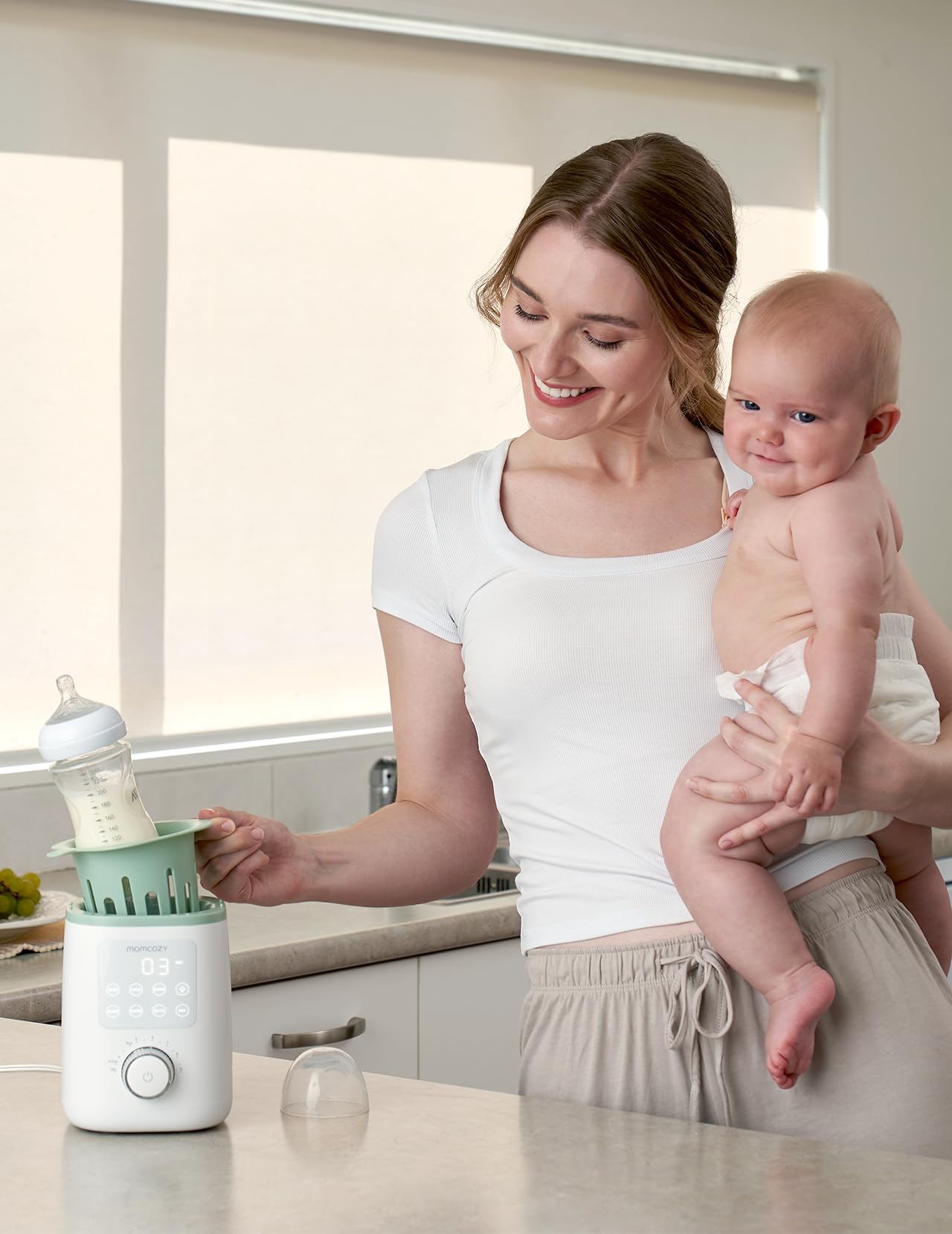 momcozy-baby-bottle-warmer-nutri-model-gentle-water-bath-heating-night-light-one image 8