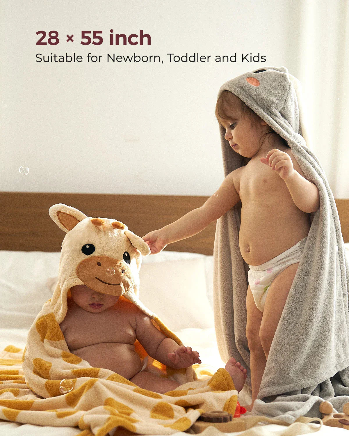 momcozy-coral-fleece-hooded-baby-towel-giraffe-and-rabbit image 8