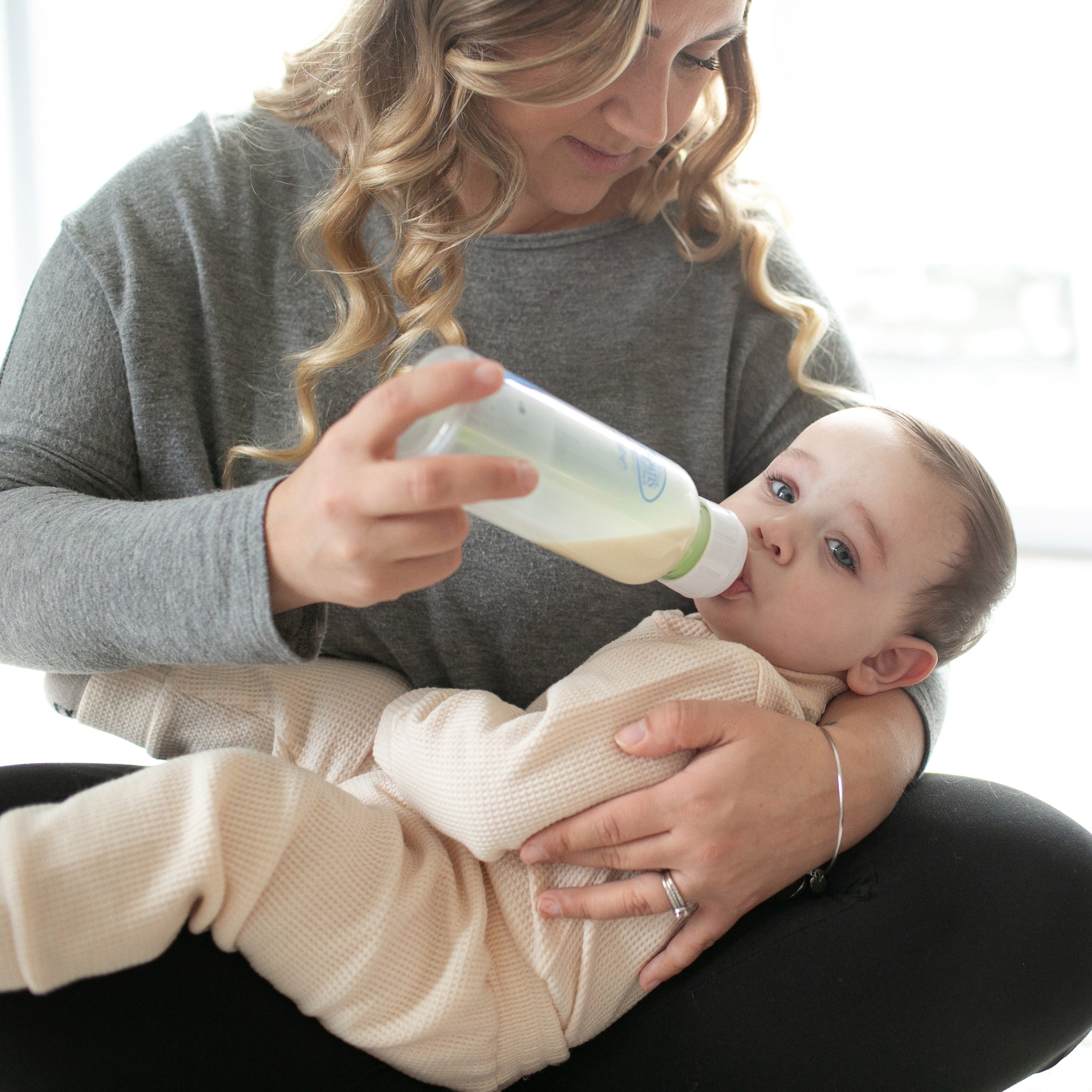 dr-brown-s-natural-flow-anti-colic-options-narrow-glass-baby-bottle-with-level-1 image 5