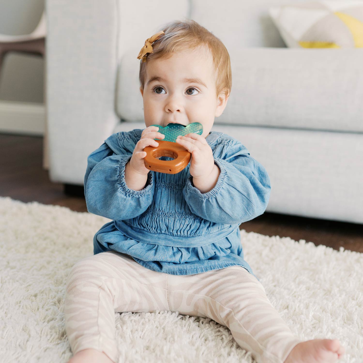 dr-brown-s-aquacool-water-filled-teethers image 4