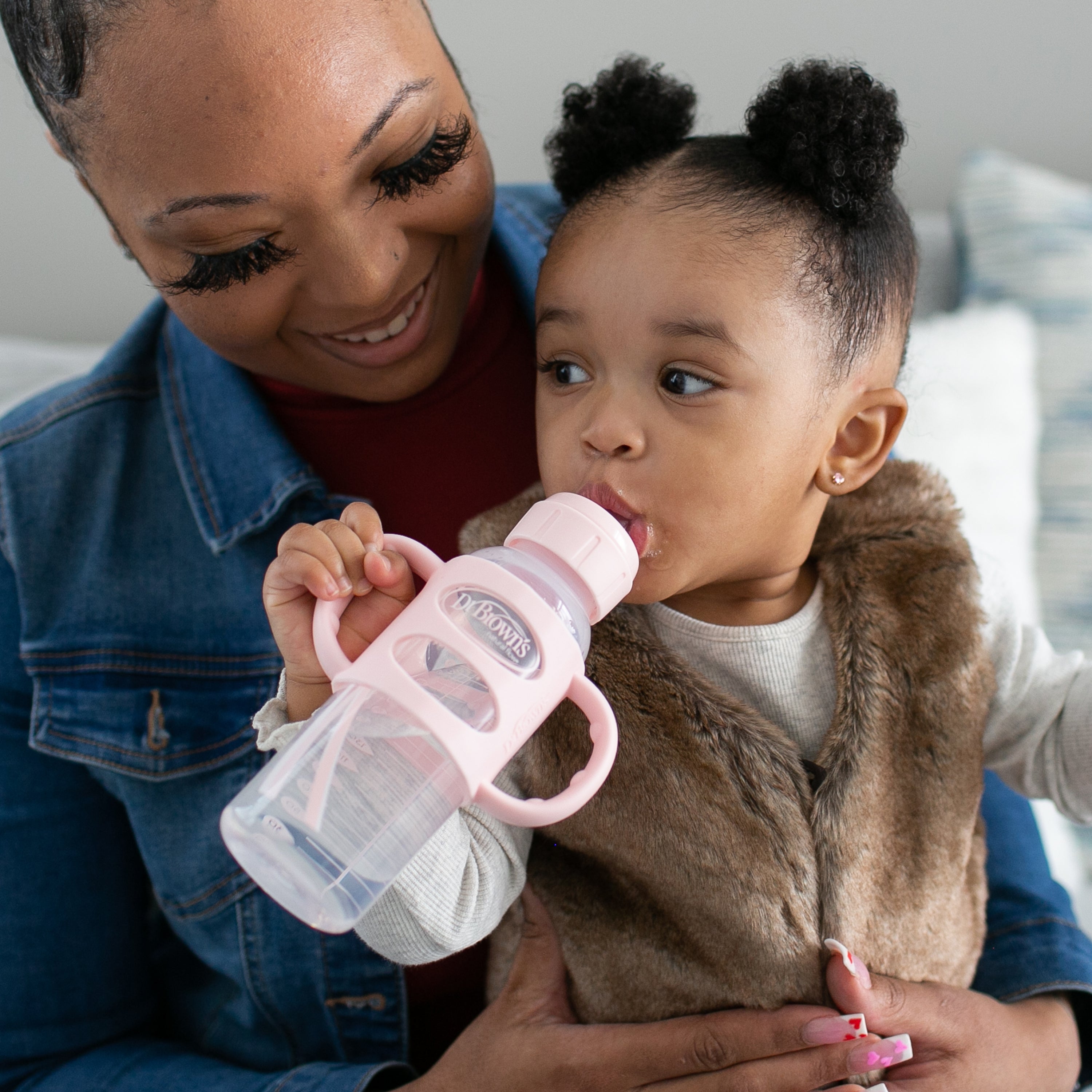 dr-brown-s-milestones-narrow-sippy-spout-bottle-with-silicone-handles-8-oz-250-m image 4